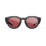 Vue avant des lunettes Oakley Meta HSTN avec monture noire et verres Prizm™ Dark Golf.