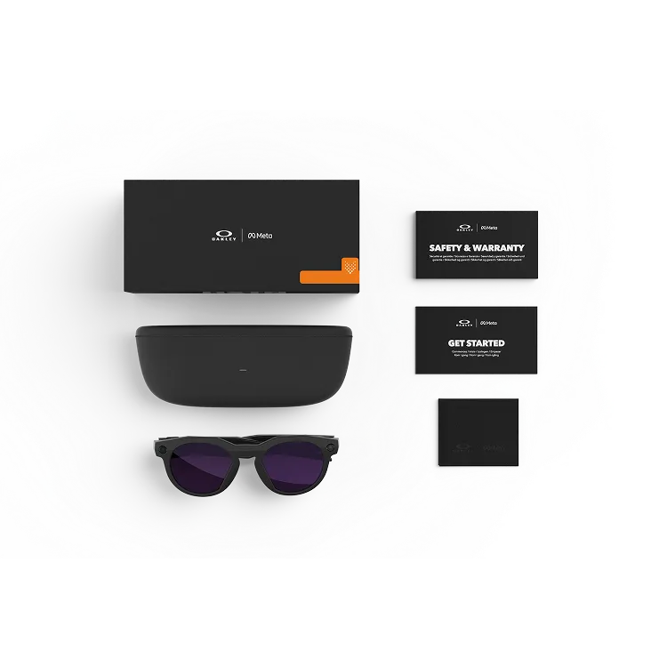 Fournis avec vos lunettes Oakley Meta : étui de chargement Oakley Meta, lunettes IA Oakley Meta et guide de démarrage.