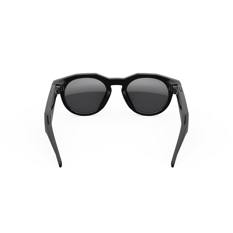 Vue arrière des lunettes Oakley Meta HSTN avec monture noire et verres Prizm™ Black polarisés.