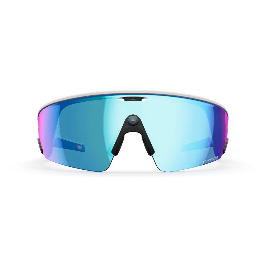 Vue de face des lunettes Oakley Meta Vanguard avec monture blanc mat et verres Prizm™ Sapphire.