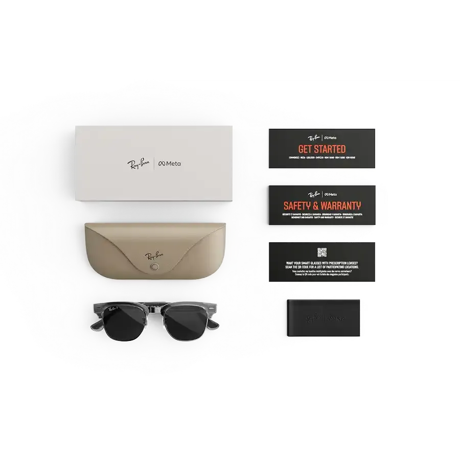 Articles inclus lors de l’achat des Ray-Ban Meta Audio Clubmaster : étui de chargement Ray-Ban Meta, lunettes Ray-Ban Meta AI et guide de démarrage.