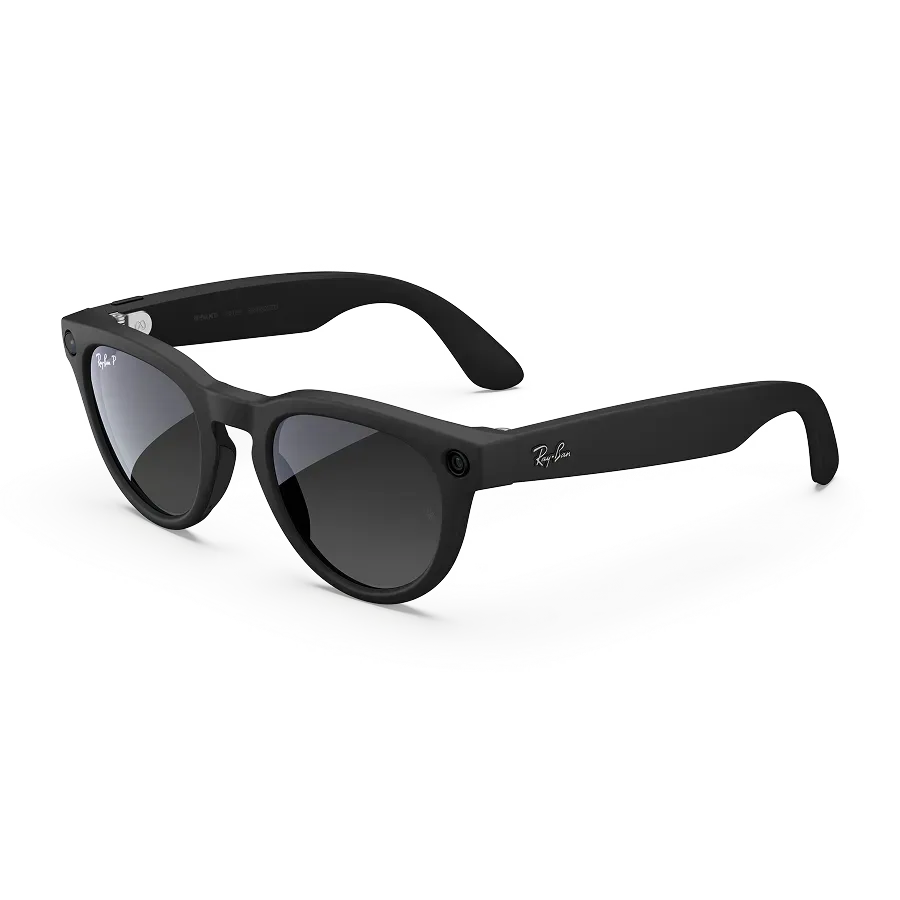 Vue de gauche des lunettes Ray-Ban Meta Headliner avec monture Noir mat et verres solaires Dégradé Graphite polarisés.