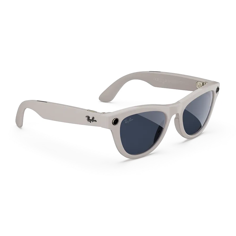 Vue de droite des lunettes Ray-Ban Meta avec monture Gris Poudré Brillant et verres Transitions® Saphir.